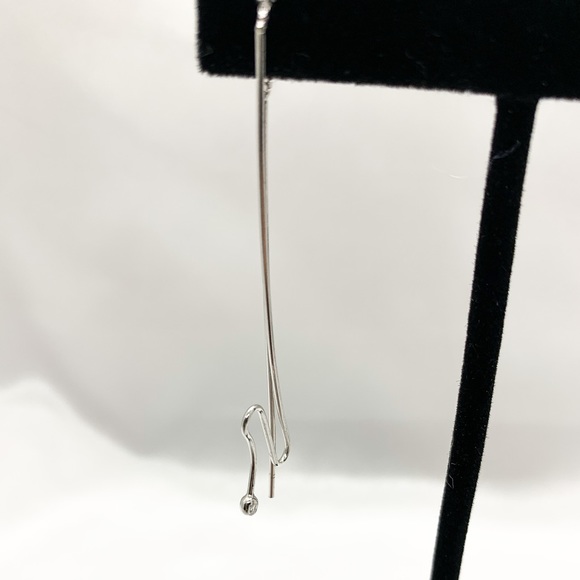 Threader earrings - Picture 3 of 4